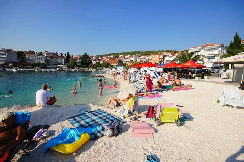 Apartment In Okrug Gornji With Pool, Terrace, Ac, Wifi, Washing Machine 3436-5 Trogir