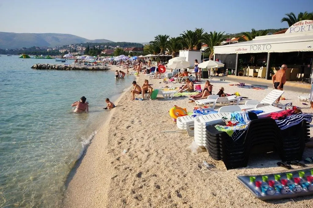 Apartment In Okrug Gornji With Pool, Terrace, Ac, Wifi, Washing Machine 3436-5 Trogir